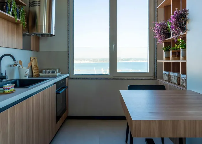 Spectacular Sea View, 21st Floor, Catamaran Ii